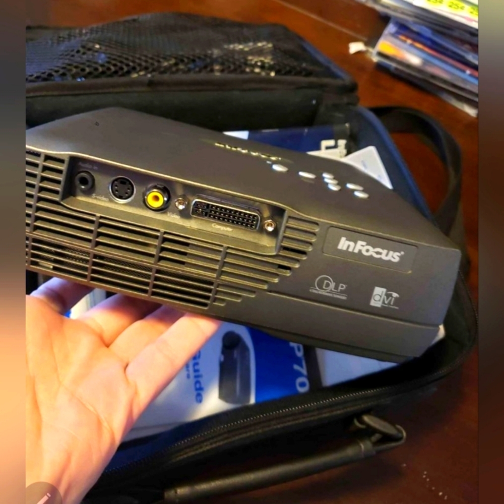 Infocus LP70 Video Projector